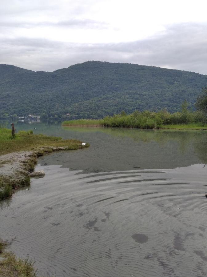 Tra La Stazione E Il Lago Apartment Verbania Exterior photo