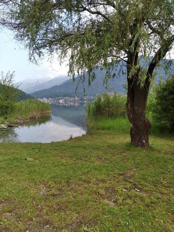 Tra La Stazione E Il Lago Apartment Verbania Exterior photo
